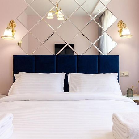 Avangard Magnus Apartment ลวีฟ ภายนอก รูปภาพ