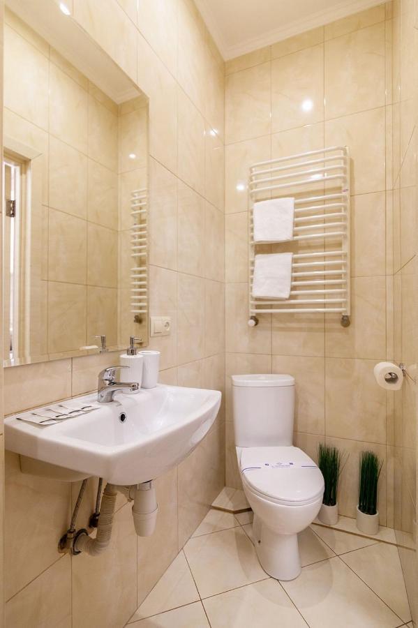 Avangard Magnus Apartment ลวีฟ ภายนอก รูปภาพ