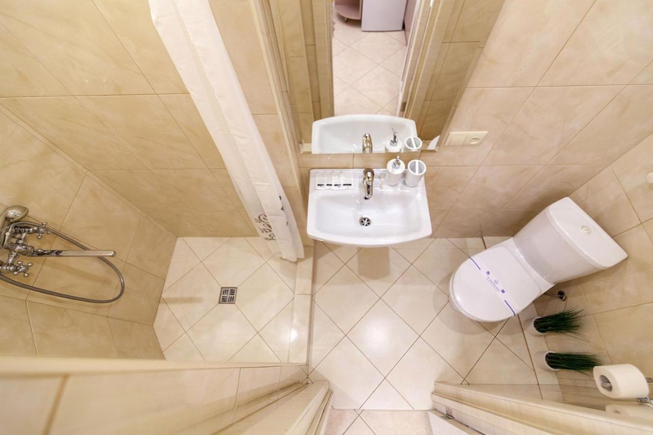 Avangard Magnus Apartment ลวีฟ ภายนอก รูปภาพ